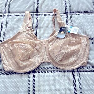 Wacoal bra beige size 40DDD model 855244 never worn new with tags